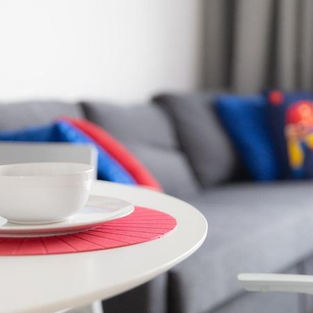 Beautiful 2 Rooms Flat With Balcony วอร์ซอ ภายนอก รูปภาพ