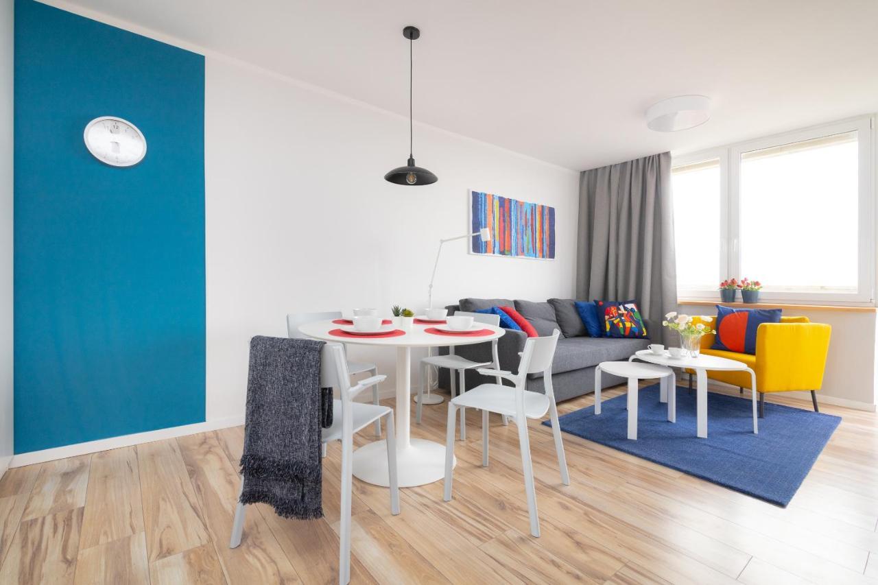 Beautiful 2 Rooms Flat With Balcony วอร์ซอ ภายนอก รูปภาพ