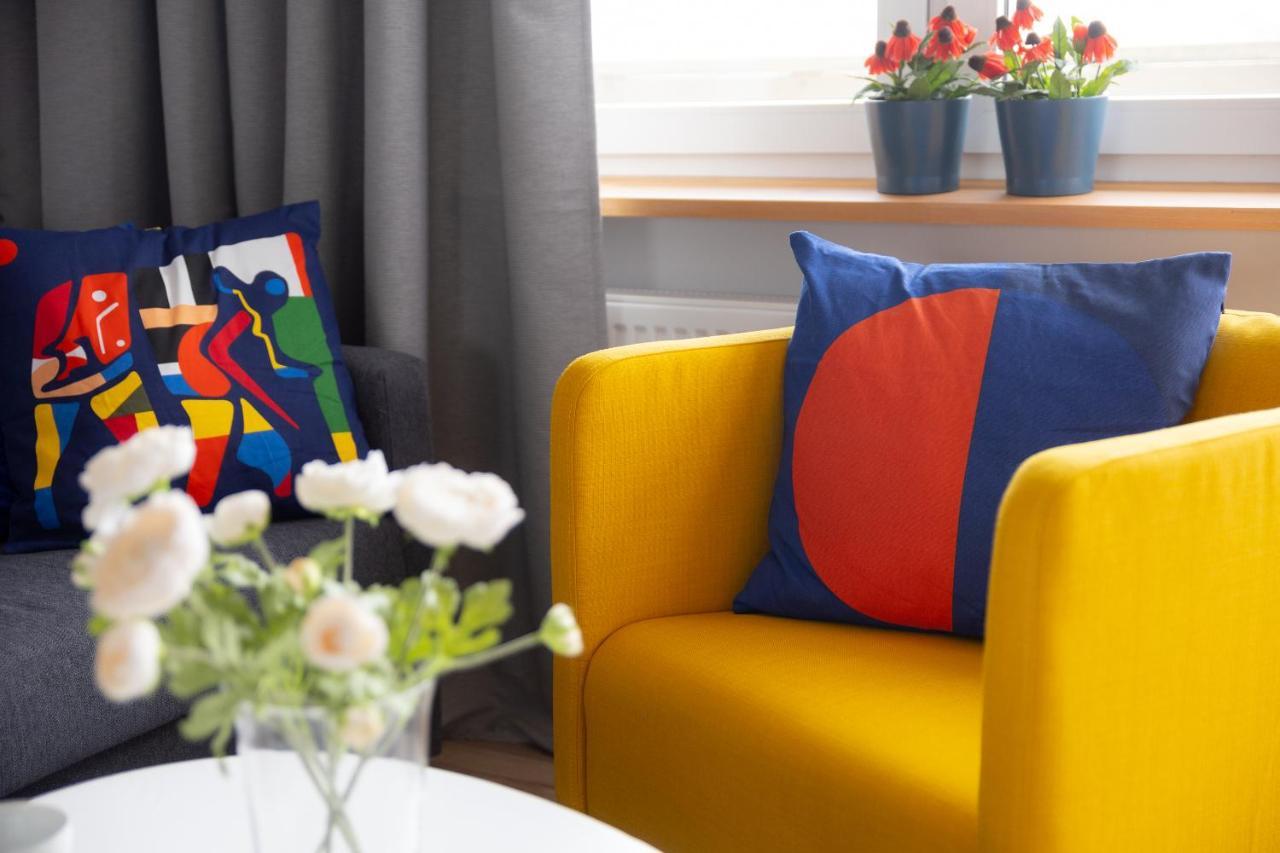 Beautiful 2 Rooms Flat With Balcony วอร์ซอ ภายนอก รูปภาพ